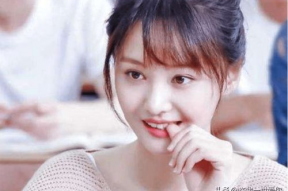 娱乐圈吃瓜酱七七,揭秘七七的吃瓜传奇