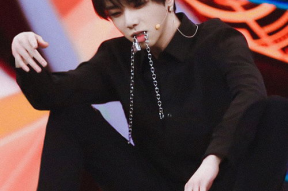 娱乐圈没瓜吃的日子,静悄悄的日子，幕后故事待揭晓